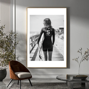 Donna surfista